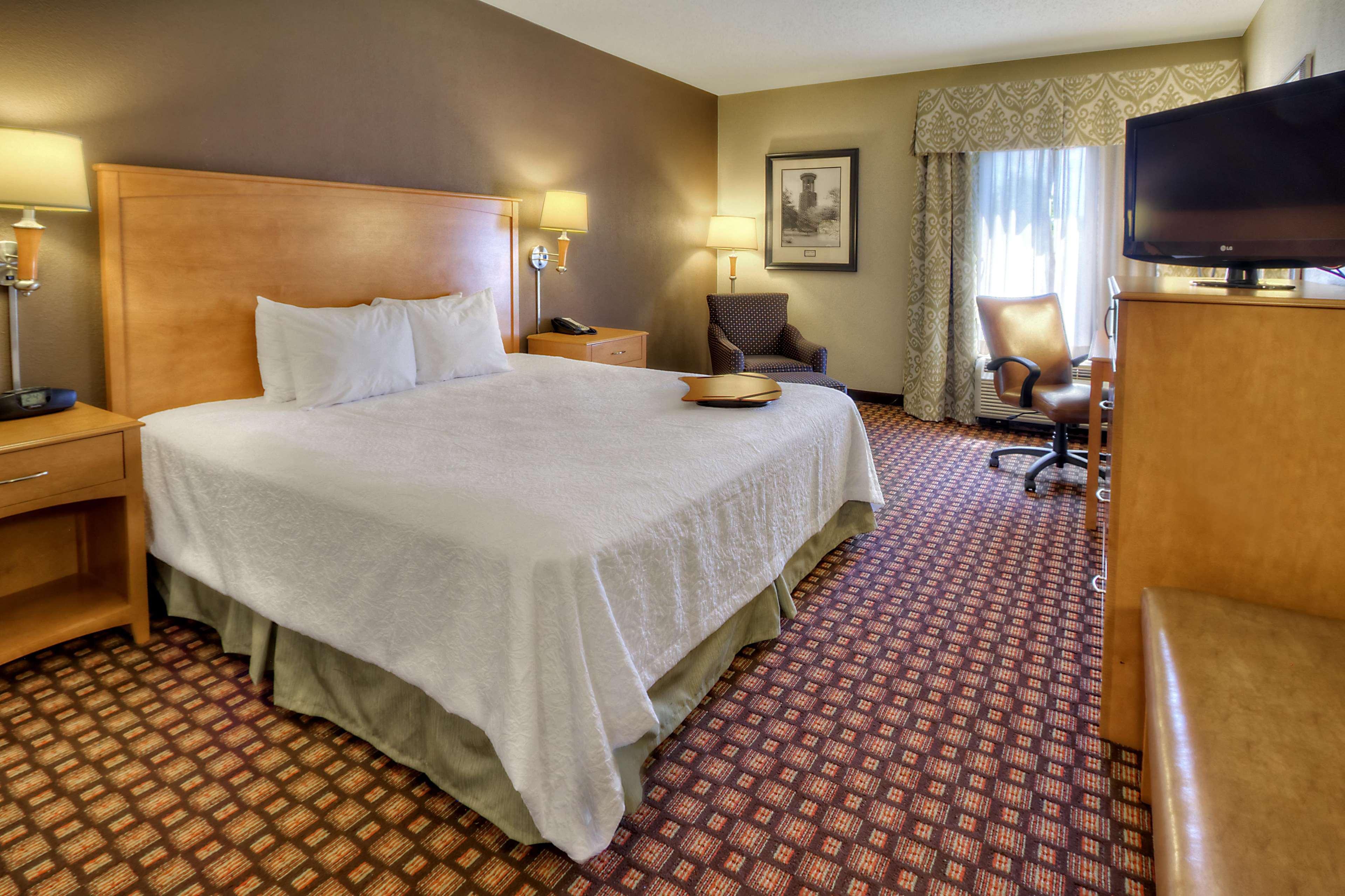 Hotel Hampton & Nashville-vanderbilt-elliston Place