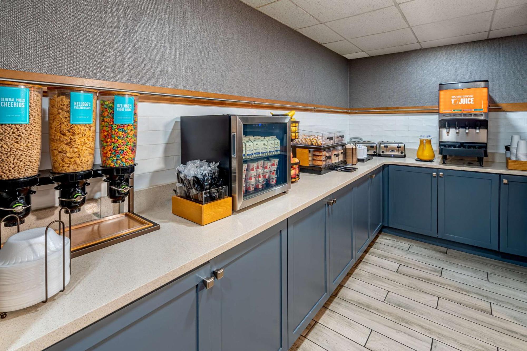 Hampton & Nashville-vanderbilt-elliston Place Hotel